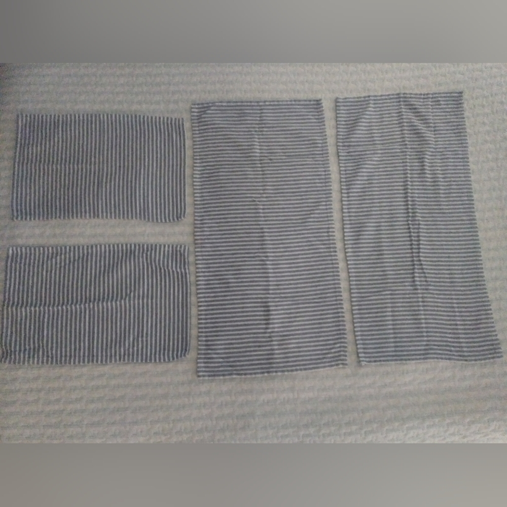 Handmade Table Runner and Placemats Set